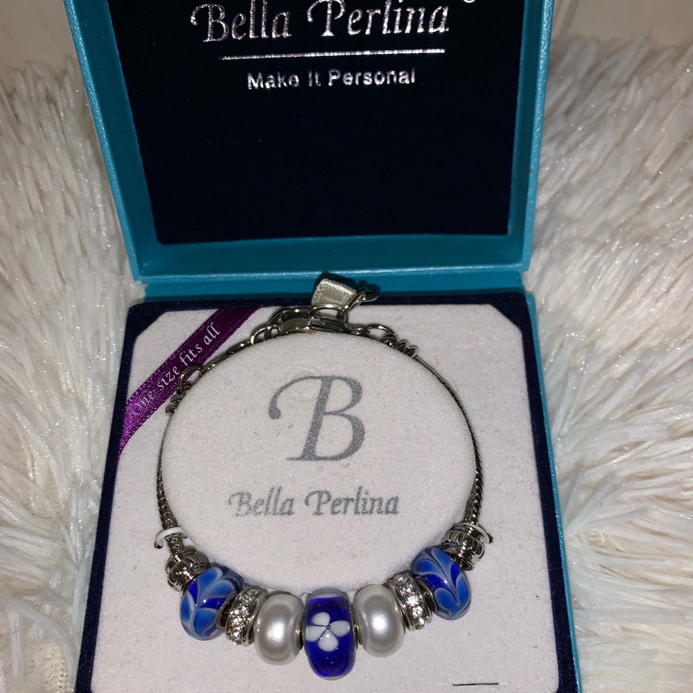 Bella Perlina Charm Bracelet